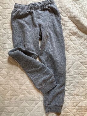 Cat and jack grey sweatpants